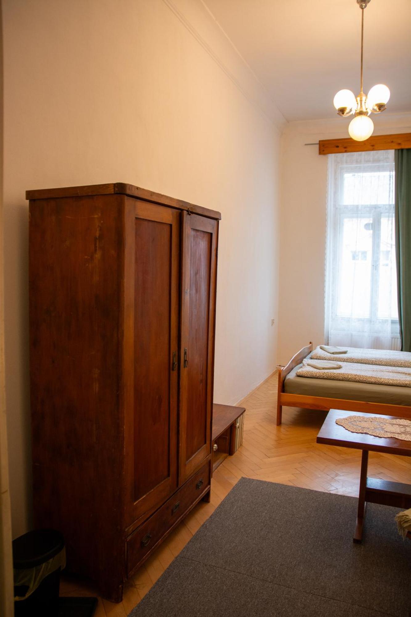 Hostel Moravia Ostrava Luaran gambar